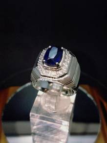 Royal Blue sapphire dan Cincin Perak