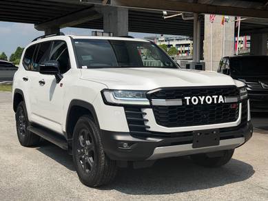 2025 Toyota Land Cruiser 300 GR SPORT