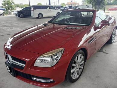 Mercedes Benz SLK200 200 BlueEFCY (CBU) in Kulai, JHR