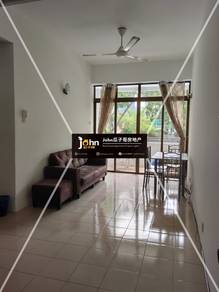 Condominium For Rent in Arratoon Court