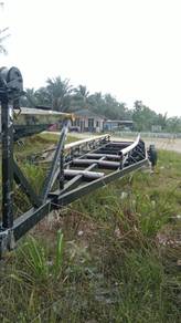 Trailer bot untuk dijual