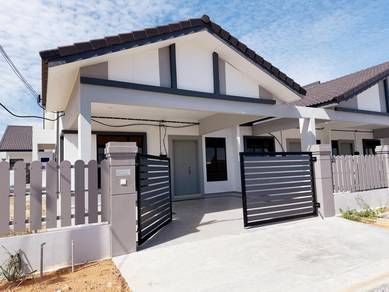 1-storey Terraced House For Sale in Cheng,MLK