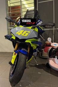 Yamaha YZF-R1