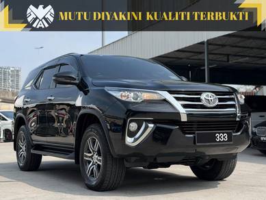 Toyota Fortuner VRZ 4x4 in Puchong, SGR