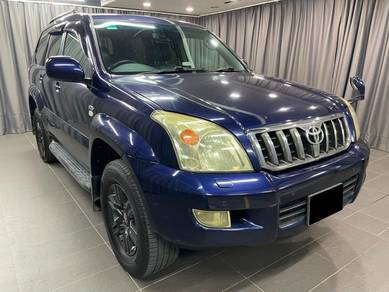 Toyota Land Cruiser V8 in Petaling Jaya, SGR