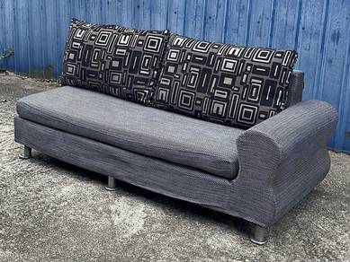 Sofa Seated 6 ft / Kerusi Sofa