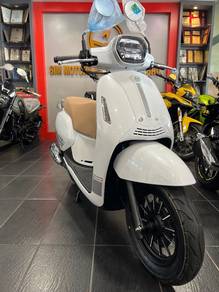 Benelli Panarea 125