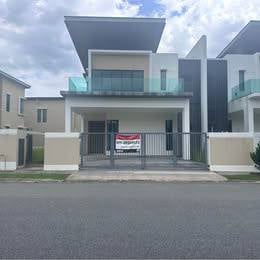 Semi-Detached House For Sale in Seremban,NSN
