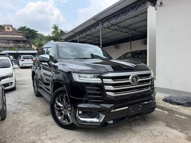 Toyota Land Cruiser ZX in Old Klang Road, KUL