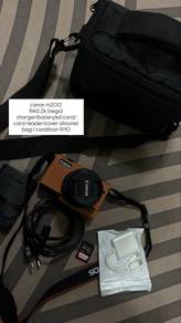 Canon M200
