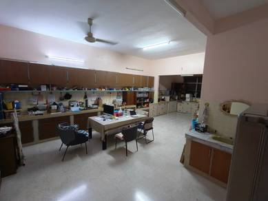 Semi-Detached House For Sale in Pulau Tikus,PNG