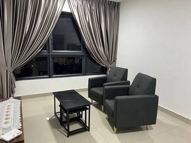 Condominium For Rent in M Vertica