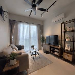 Service Residence For Sale in HYVE
