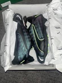 PUMA F1 Inhale
