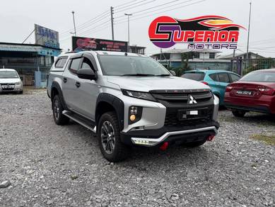 Mitsubishi Triton VGT A/T in Kuching, SWK
