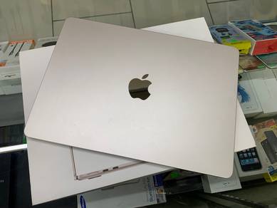 MacBook Air 13-inch M2 16gb
