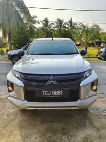 Mitsubishi Triton VGT in Triang, PHG