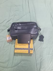 Sling beg 100% leather
