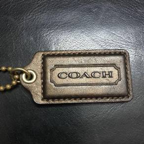 Coach Tag
