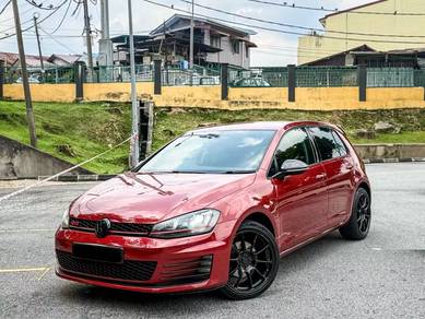 Volkswagen Golf TSI in Desa Petaling, KUL