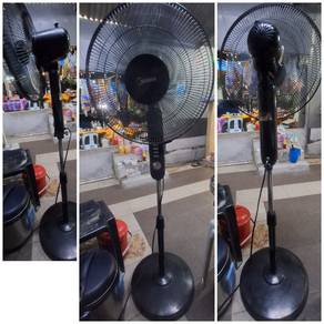 stand fan kipas berdiri 16 inches 16 inch Midea
