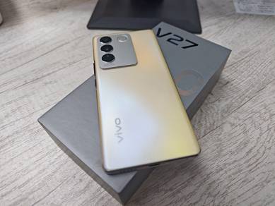 Vivo V27 