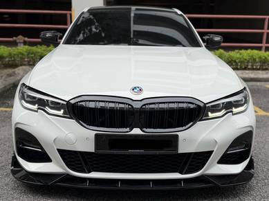 BMW 330i 30i in Desa Petaling, KUL