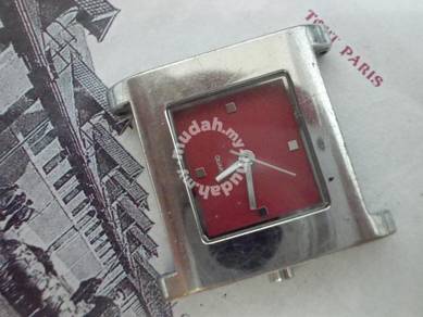 Unbranded quartz watch