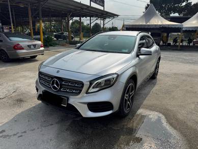 Mercedes Benz GLA250 250 4MATIC (CBU) in Kajang, SGR