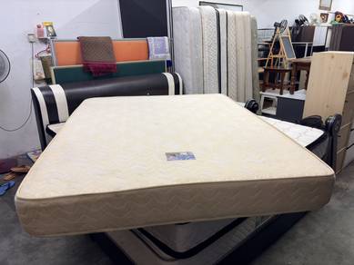 tilam queen latex foam
