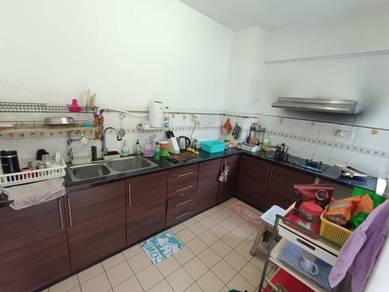 Condominium For Sale in Mutiara Place