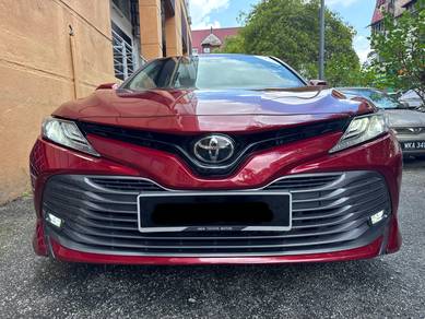2019 Toyota Camry V