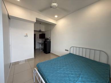 Condominium For Rent in Residence 8