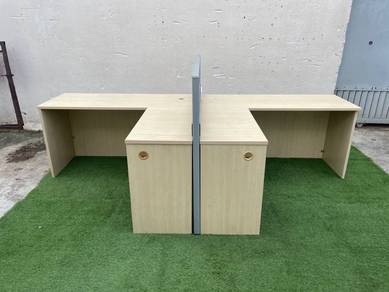 YE73BF Meja Tulis Ofis 2 Cluster 10x5' WorkStation