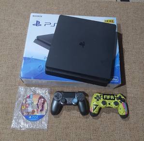 Sony PS4 Slim