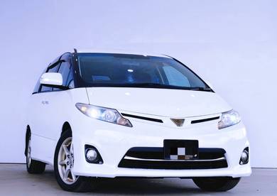 2011 Toyota Estima AERAS