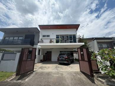 Semi-Detached House For Sale in Rawang,SGR