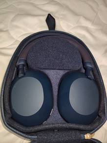 Sony WH-1000XM5


