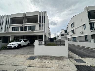 3-storey Terraced House For Sale in Klang,SGR