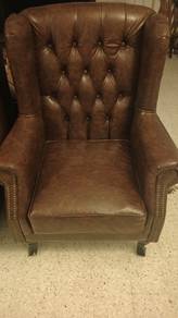 2x single sofa chesterfield arm