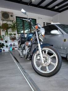 Kawasaki Vulcan 750