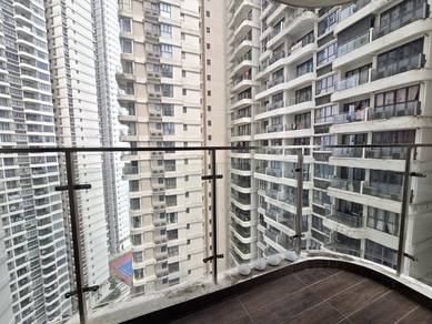 Condominium For Sale in Royal Strand @ Country Garden Danga Bay
