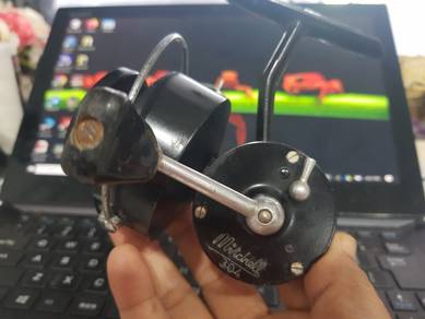 France Old Ultralight Mitchell 304 Fishing Reel