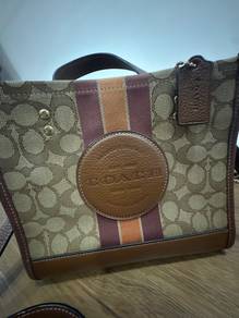 Coach Signature Jacquard Dempsey Tote 22
