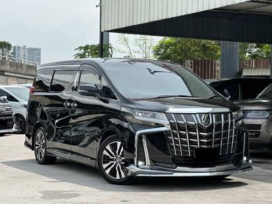 Toyota Alphard 2.5 SC in Puchong, SGR