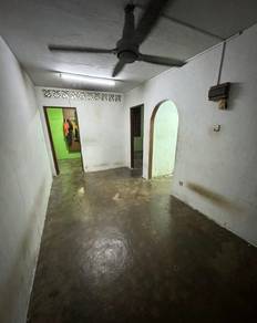 Flat For Sale in Taman Putri Kulai