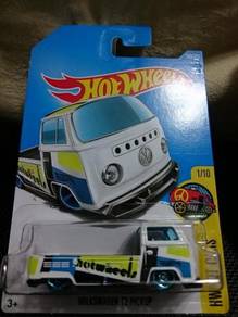 Hotwheels Volkswagen T2 Pickup white not Tomica