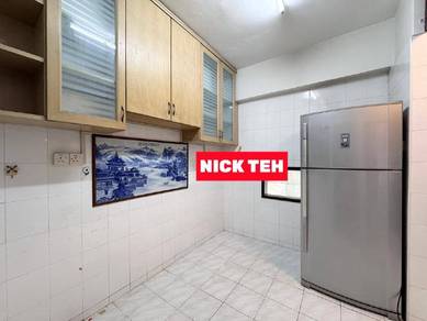 Apartment For Sale in Halaman Kristal
