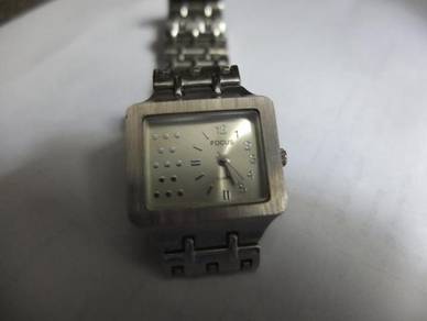 Focus Quartz Small Silver Rectangular Watch