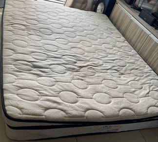 Queen size mattress 11 inches